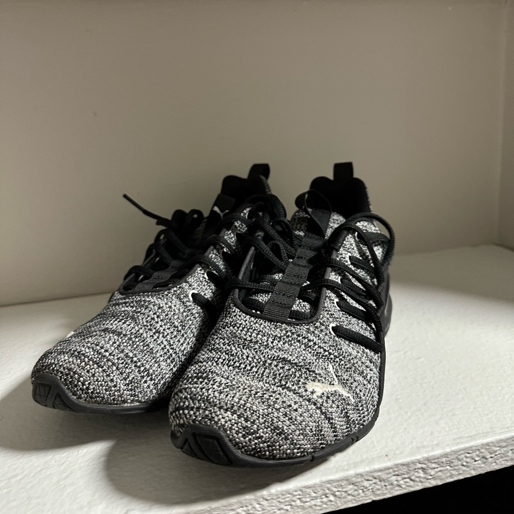 Men’s Puma shoes